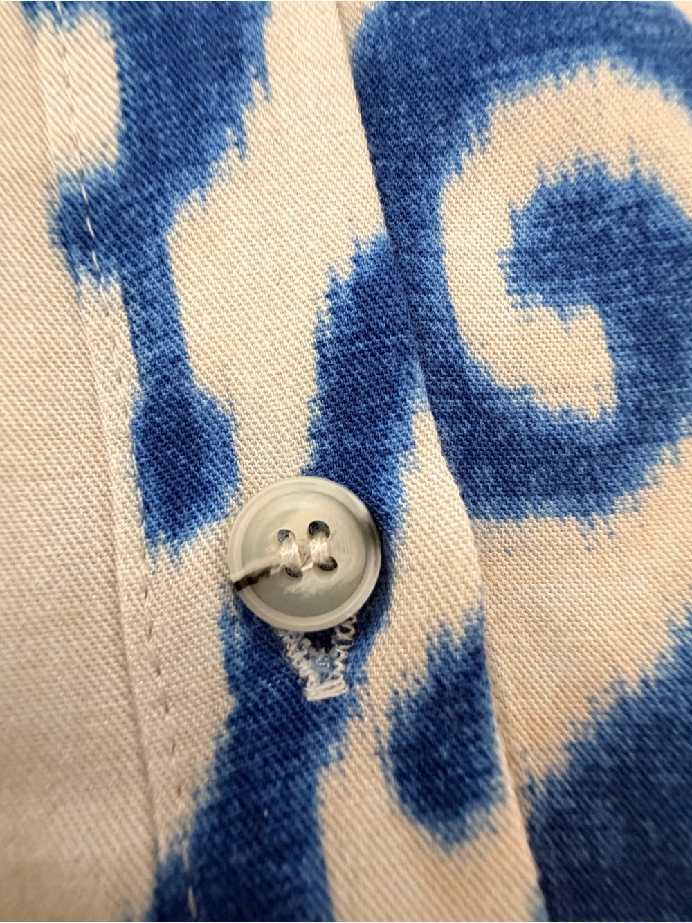 Rose & Olive Blue White Ikat Short Sleeve Blouse L - Picture 6 of 11